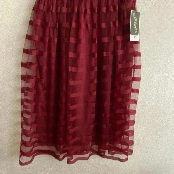 🆕Metrowear Burgundy Mesh See Through Lined Midi Skirt PXL🆕 - Picture 3 of 11